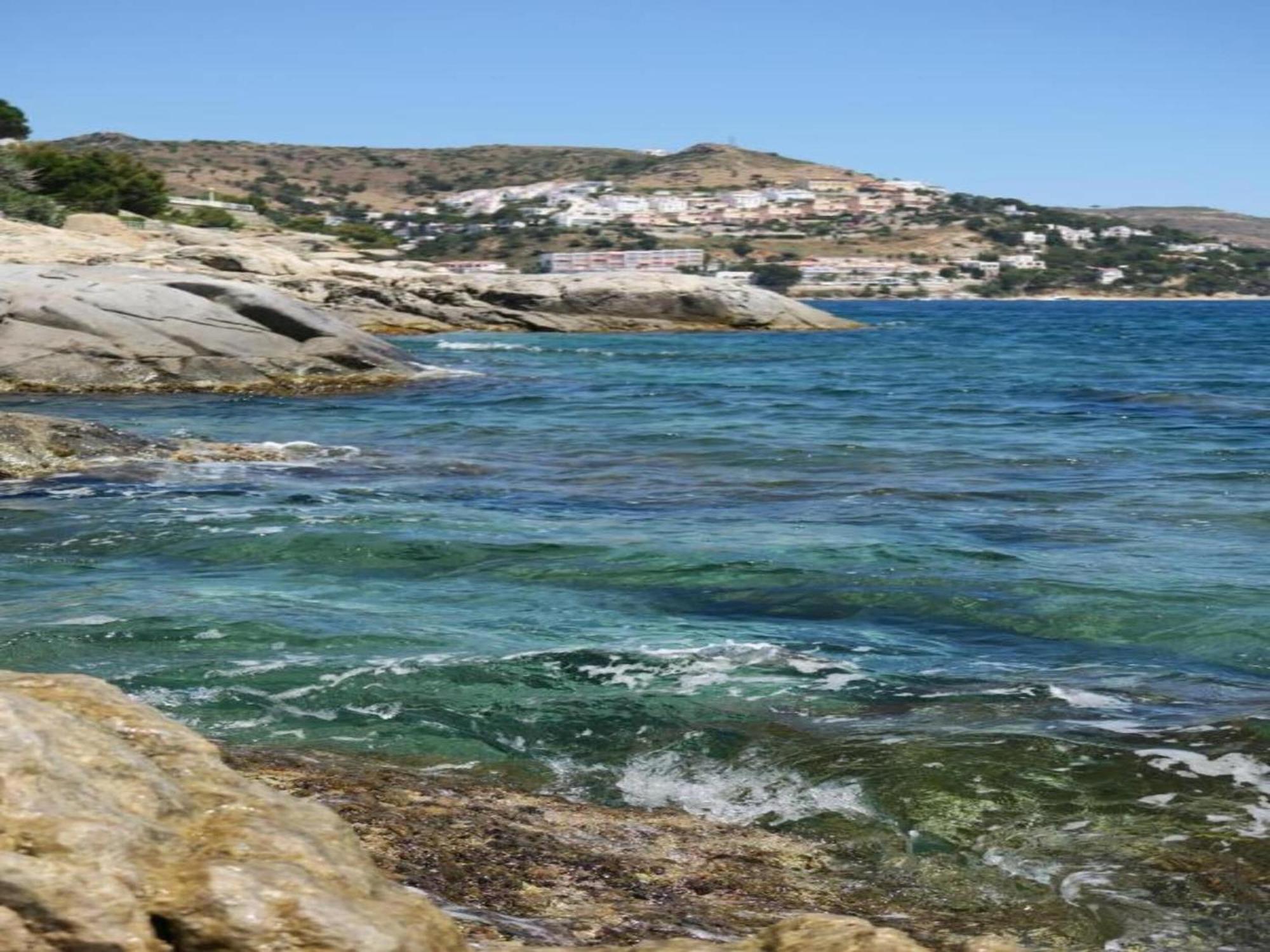 Apartment Pleasant In Near Playa